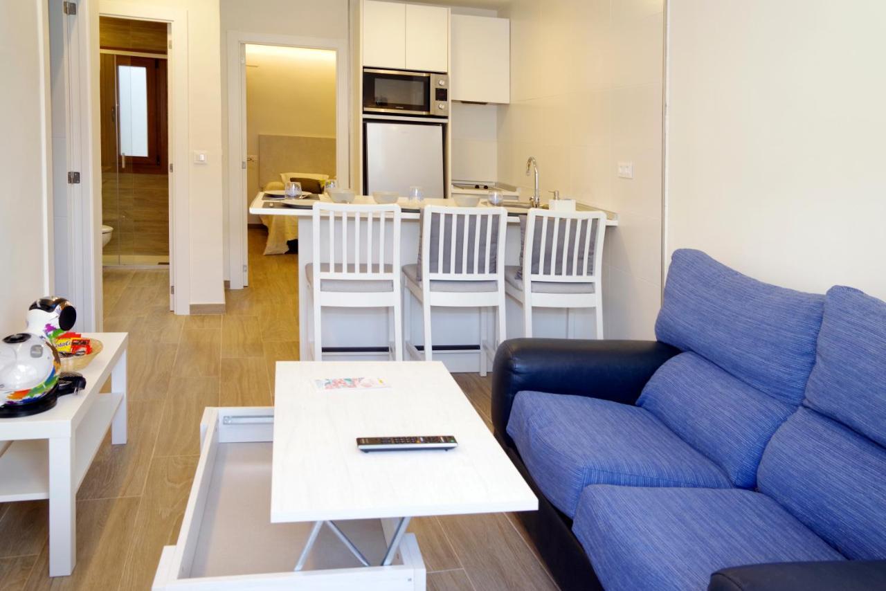 Ávila Vallespin 43 Parking, Wifi מראה חיצוני תמונה