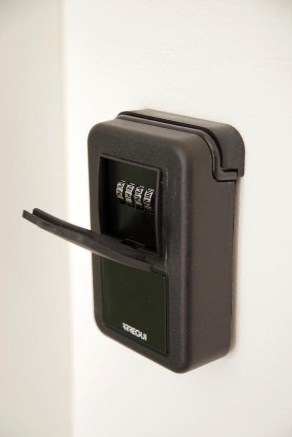 Ávila Vallespin 43 Parking, Wifi מראה חיצוני תמונה