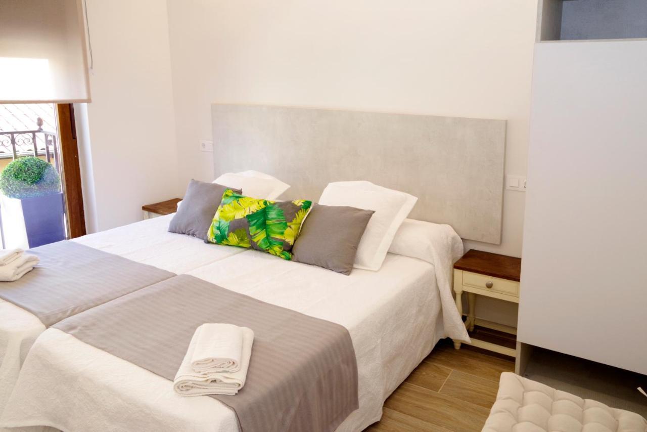 Ávila Vallespin 43 Parking, Wifi מראה חיצוני תמונה